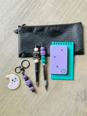 NEW📚 Hand Crafted Beaded Pen & Pencil Stationery Set